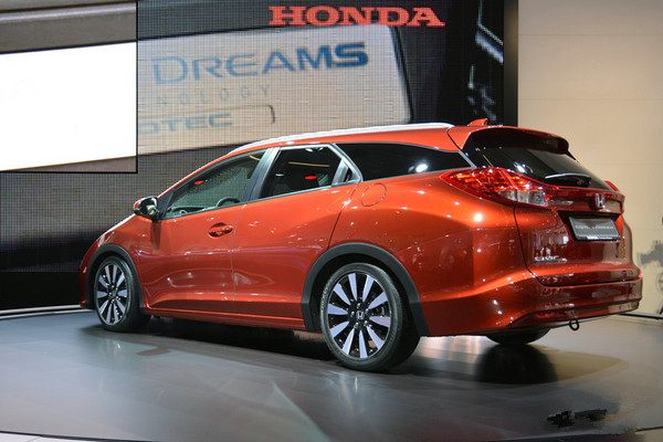 思域旅行车什么时候在国内上市的,思域旅行车报价及图片