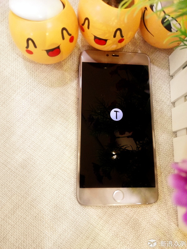 锤子m1是双扬声器吗,锤子m1刚出时多少钱