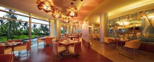 杨幂刘恺威最新一期从酒店出来,杨幂刘恺威法国巴黎定情之作