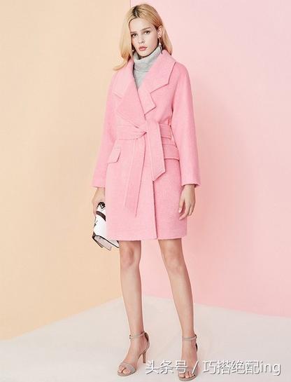 女士冬季穿搭显高显瘦,长外套这样穿显高显瘦