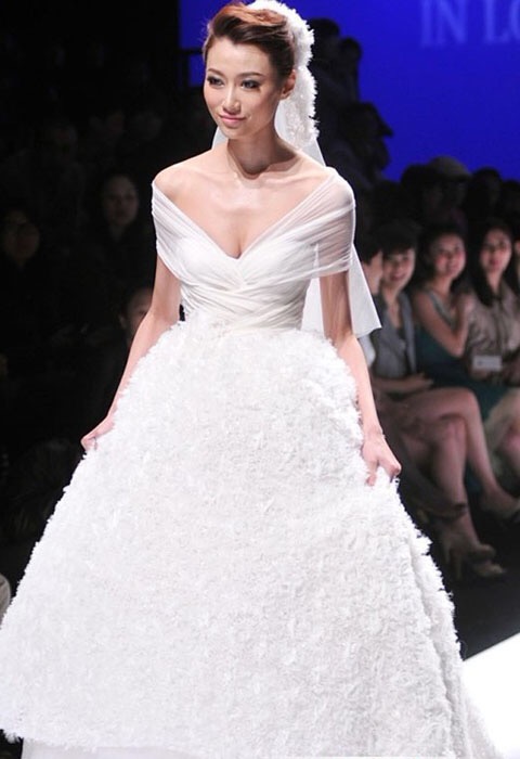 兰玉婚纱照,兰玉设计的明星婚纱