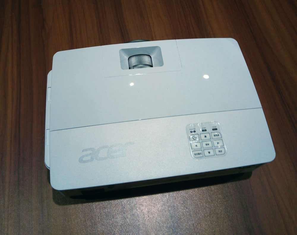 宏碁p1185投影仪怎么连苹果手机,宏碁投影仪x1173a