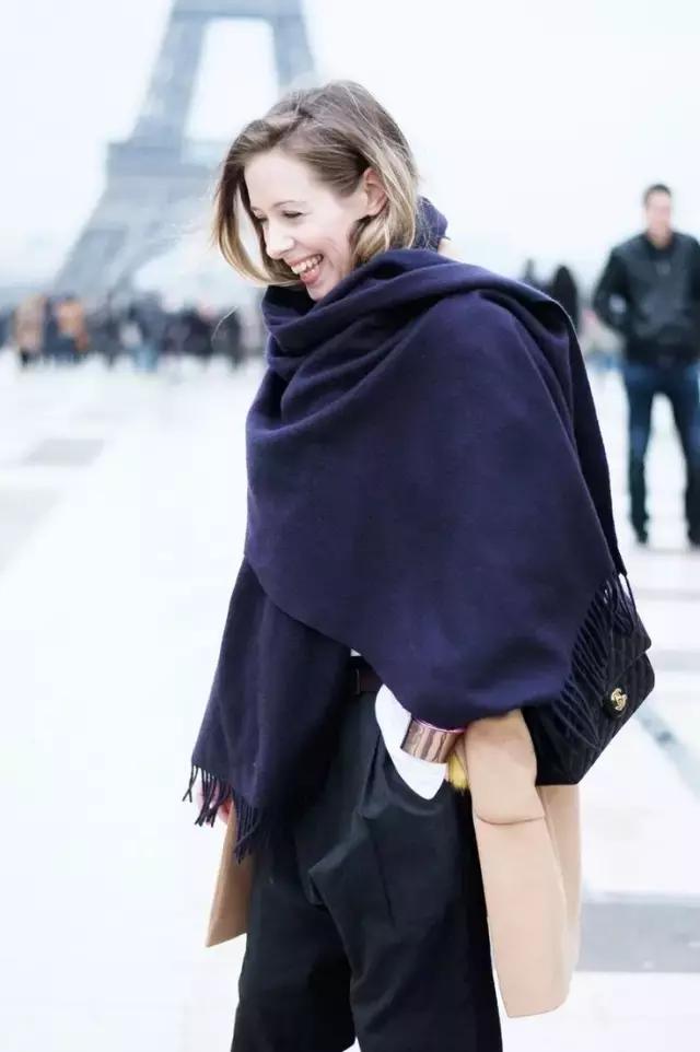 杨幂同款的围巾真洋气,杨幂同款格子围巾