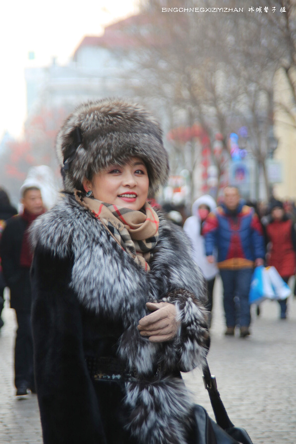 哈尔滨本地人冬天穿什么衣服,哈尔滨人冬天都穿啥保暖