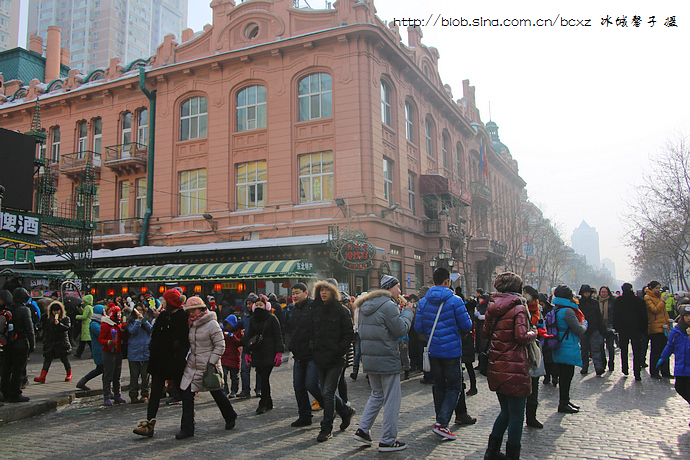 哈尔滨本地人冬天穿什么衣服,哈尔滨人冬天都穿啥保暖