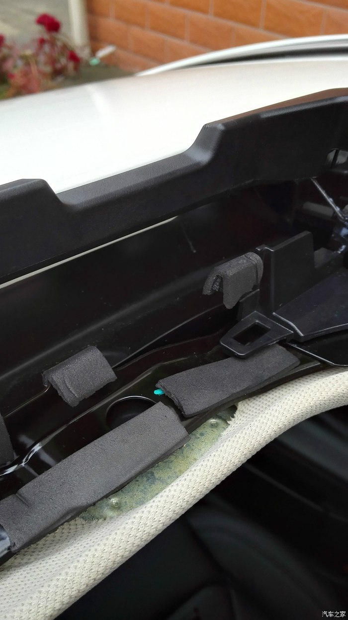 吉利博瑞着车咔咔响啥问题,吉利博瑞中控异响