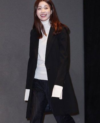 同学聚会穿啥显得年轻,冬天男朋友同学聚会穿什么衣服