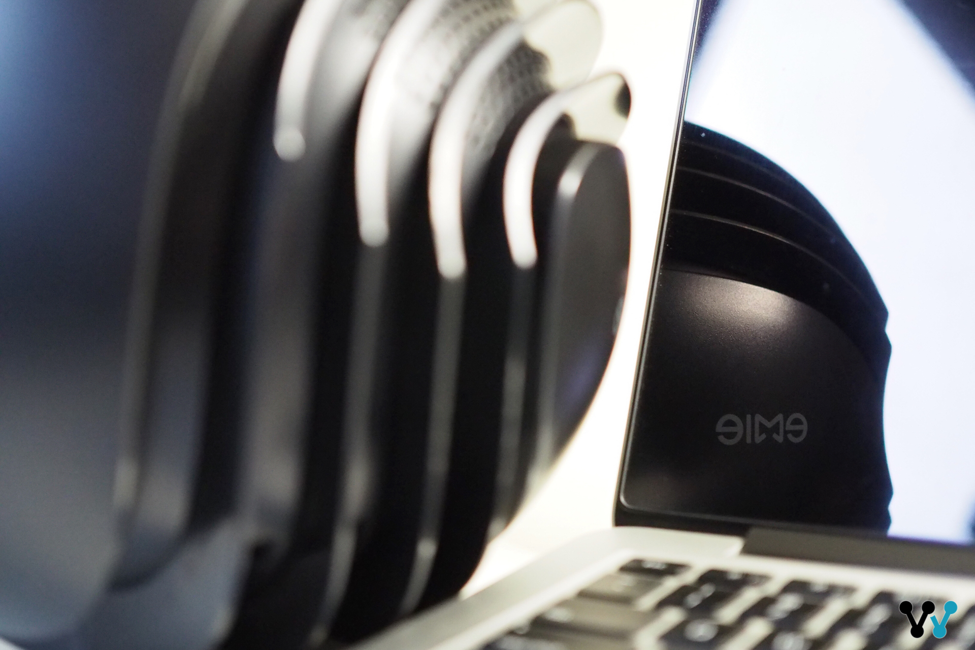 未来已来！emie亿觅「赛伯坦」无线音箱体验