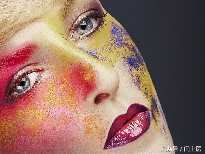 谁说皱纹不能和天真并存,谁说皱纹可以毫不掩饰