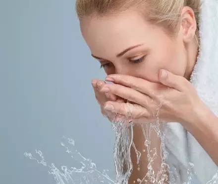 痘痘实在没法治了怎么办,痘痘去不掉皮肤还干燥怎么办