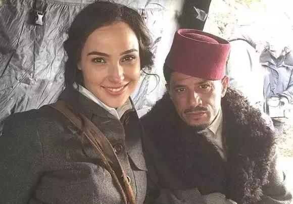 漫威和dc的超级英雄们,dc漫威联合电影