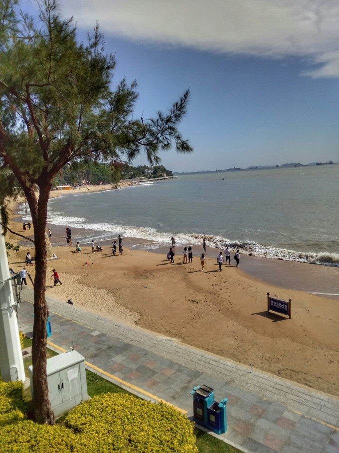 离开睁眼闭眼看见的城市,来到十一月小清新的厦门