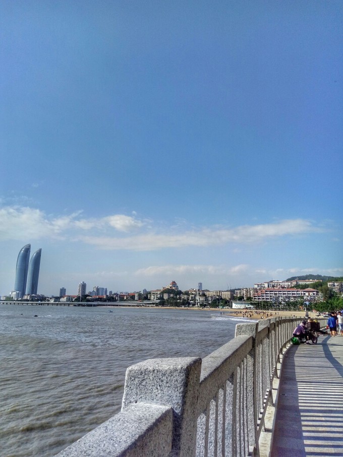 离开睁眼闭眼看见的城市,来到十一月小清新的厦门