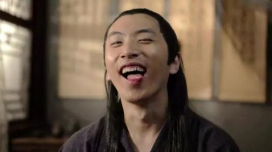 我为什么跟女生聊天没有幽默感 (与一个没幽默感的人聊天很郁闷)