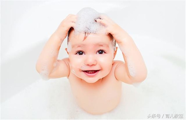 宝宝头发有臭味是怎么回事,小孩子头发为什么特别臭