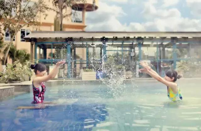 去哪儿泡温泉才是你的最爱,天冷来这里泡温泉最幸福