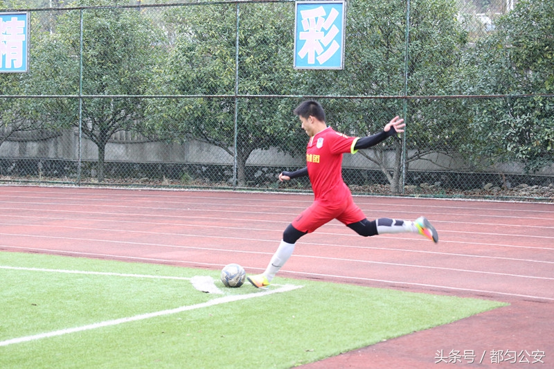 相互交流增进友谊,交流互鉴提升文化自信