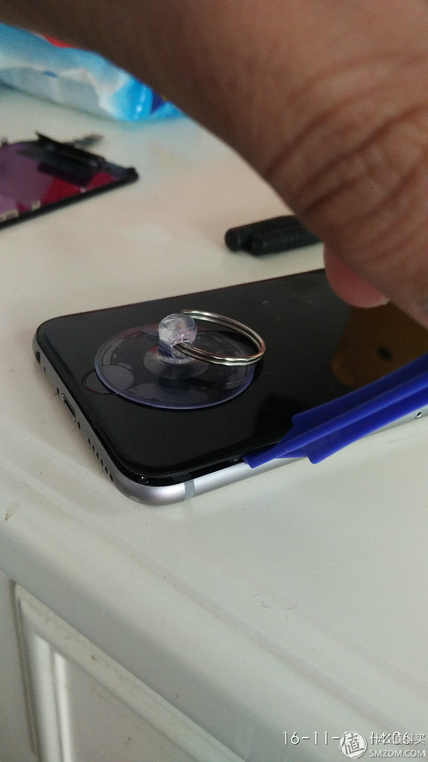 苹果6掉水里了怎么修复,苹果6s掉水里挽救措施