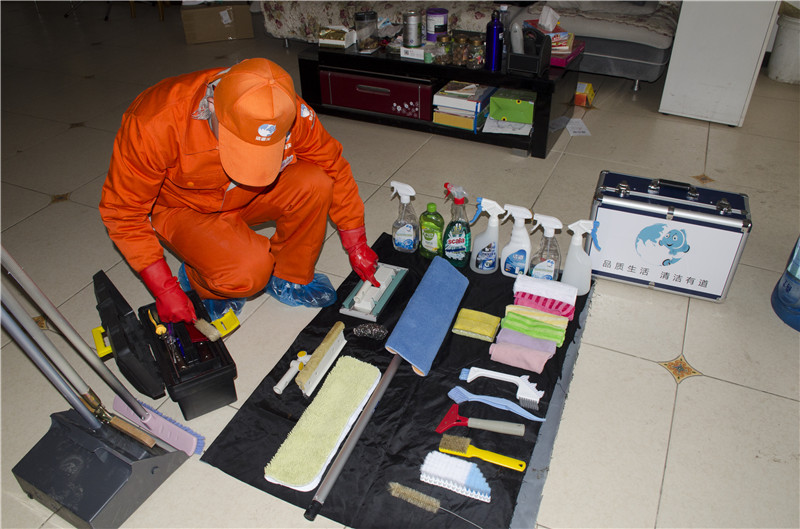 家中墙壁为什么会上霉,墙壁有大面积霉怎么处理