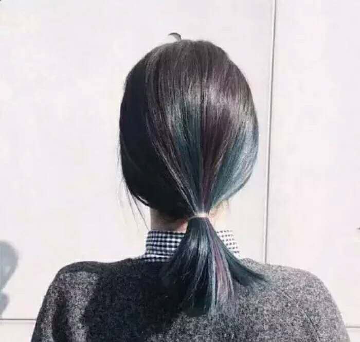 染发后又长出黑头发了应该怎么做,染发黑头发长出来不想再染怎么办