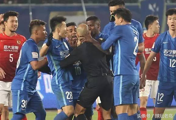 执法足球比赛需要注意哪些方面,中国足球违法事件