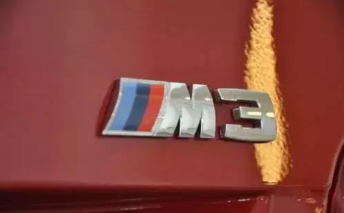 汽车尾部的字母含义大盘点,汽车尾部字母含义在哪里看