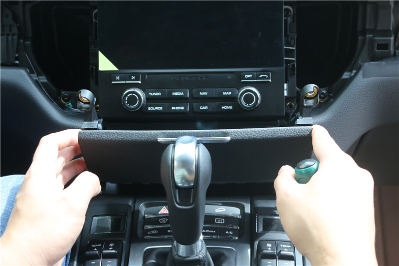 新款保时捷macan导航主机在哪里,2019保时捷macan触摸屏导航功能