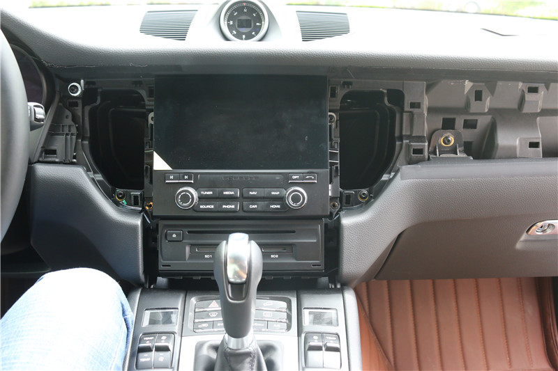 新款保时捷macan导航主机在哪里,2019保时捷macan触摸屏导航功能