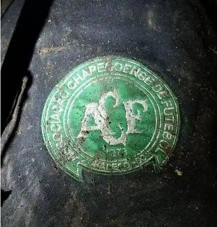 1949年的震惊全世界的事件,2002年轰动全球的空难完整版