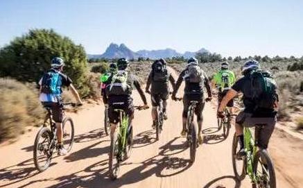 揉捏能预防肌肉萎缩吗,如何预防长期卧床病人的肌肉萎缩