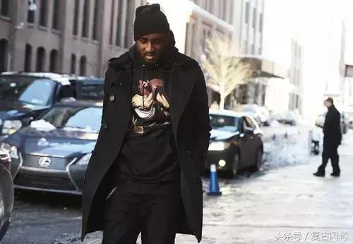 连帽卫衣今年很流行,长款连帽卫衣怎么穿才好看