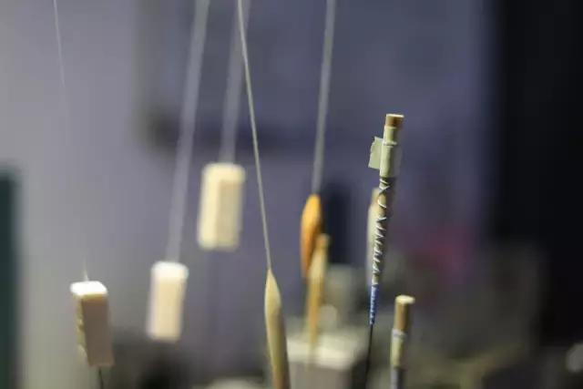 为什么钓鱼人都喜欢小浮漂,为什么钓鱼人喜欢鲫鱼