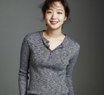 同学聚会穿啥显得年轻,冬天男朋友同学聚会穿什么衣服