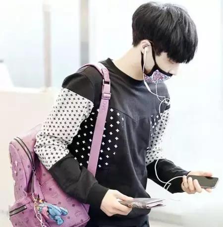 鹿晗张艺兴cp视频,鹿晗和张艺兴都是exo成员吗