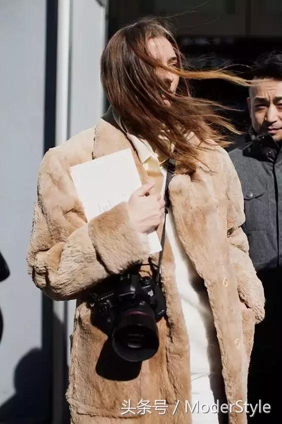 有一种外套比羽绒服还暖,却比羽绒服时髦一百倍!