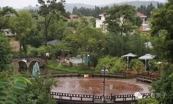 昆明好玩的温泉一人100元,昆明最好的温泉推荐吃住玩一体