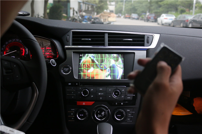 标致ds6怎么样,标致ds6倒车影像