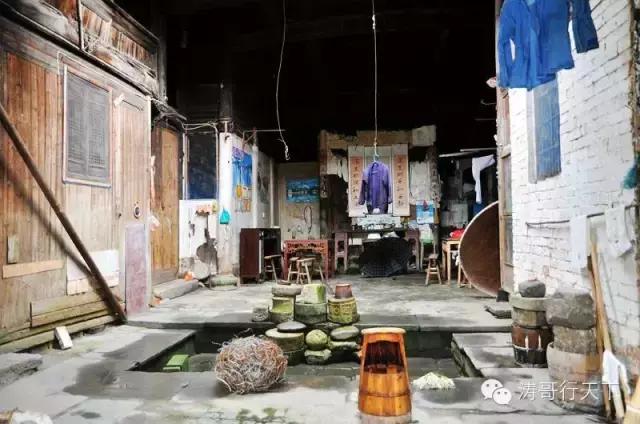 一家四口亚欧自驾游,一家四口全球旅游