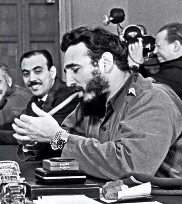 卡斯特罗豪购百万台中国*彩大**电，古巴人民每两家分一台