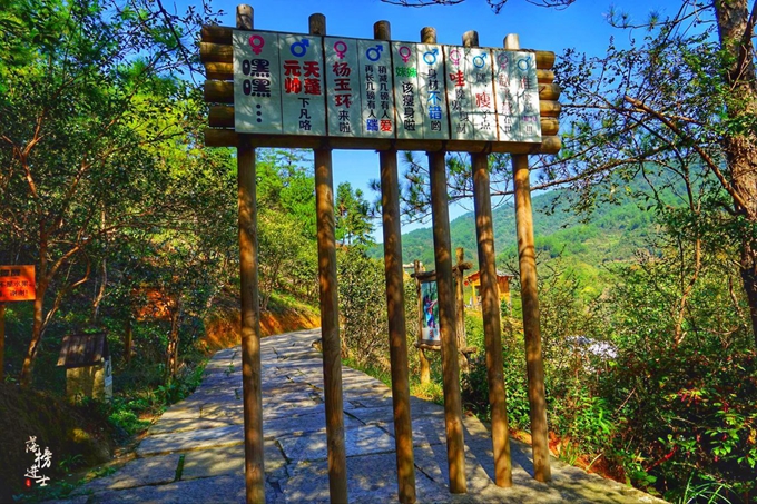 婺源石门山峡谷导游图,婺源石门峡谷值得去吗