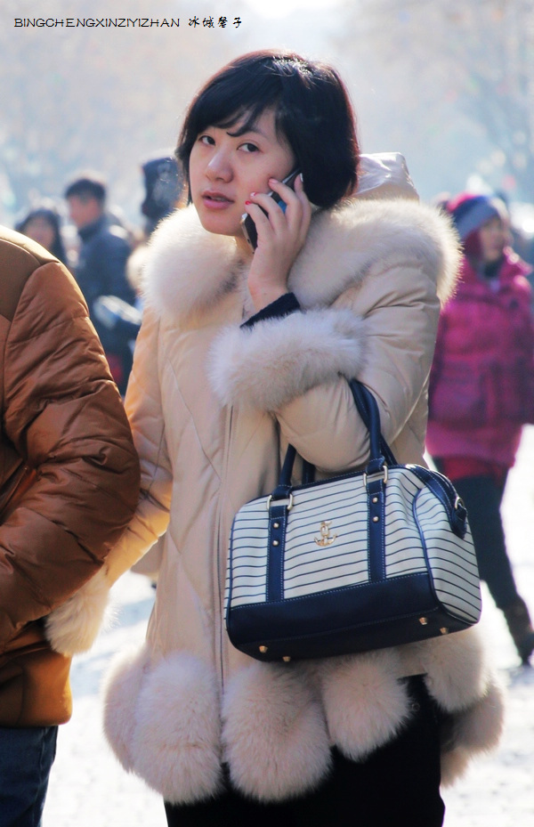 哈尔滨本地人冬天穿什么衣服,哈尔滨人冬天都穿啥保暖