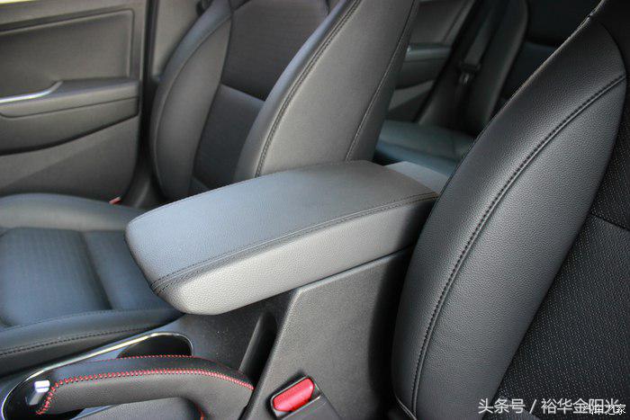 领动豪华版功能介绍,领动内饰改动