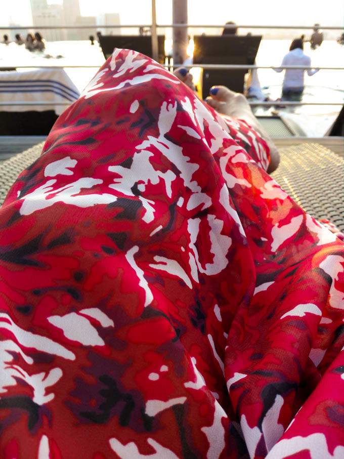 去新加坡,如果你有预算,建议至少去金沙酒店住一晚