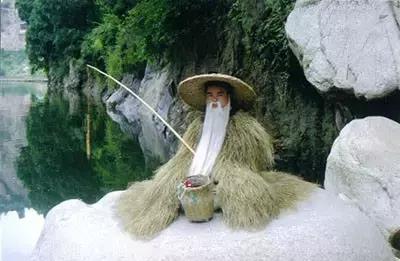 为什么钓鱼人都喜欢小浮漂,为什么钓鱼人喜欢鲫鱼