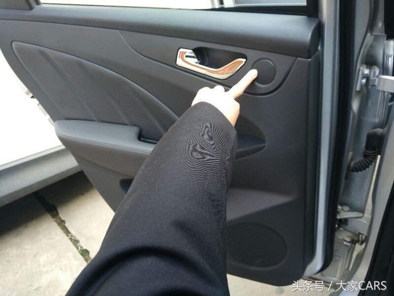 艾瑞泽82023款2.0t缺点,奇瑞艾瑞泽7座2023款落地价