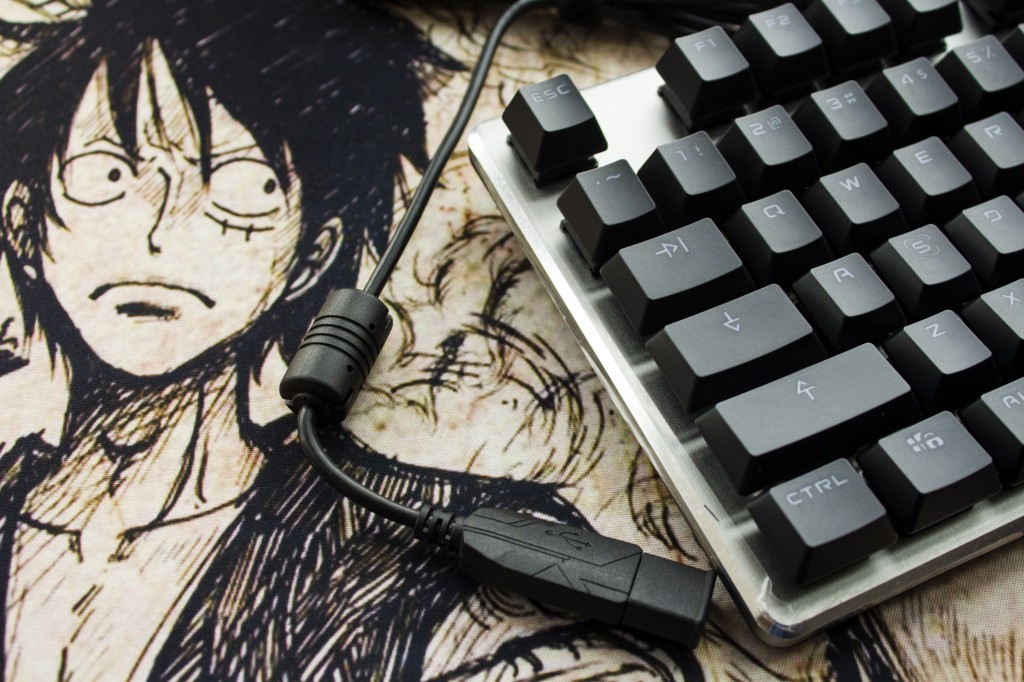 原来Cherry轴键盘也不贵，富勒G87上手体验