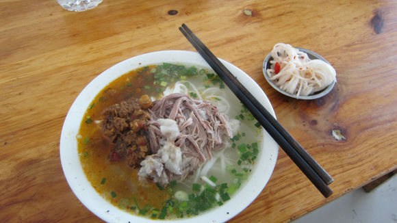 云南百种特色小吃,云南最新特色小吃