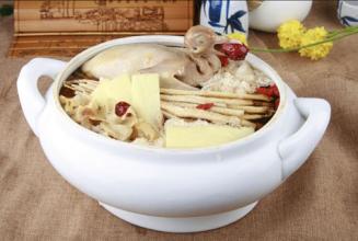 怀孕能喝鸽子汤怎么炖最营养,怀孕早期可以黑豆芝麻炖鸽子汤吗