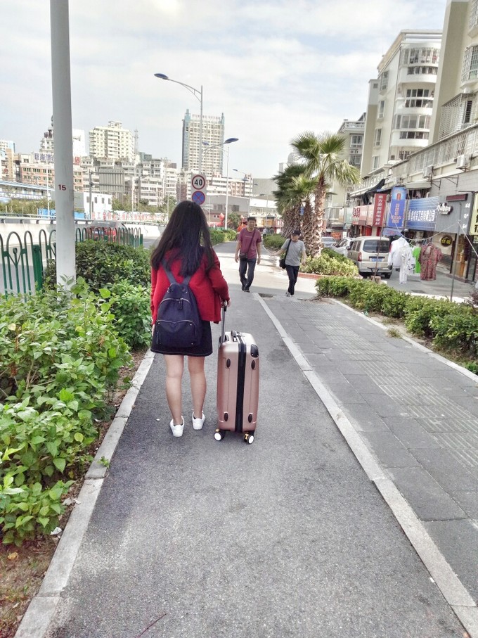 离开睁眼闭眼看见的城市,来到十一月小清新的厦门