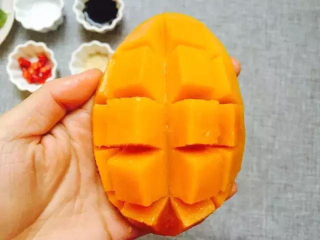 泰式芒果鲜虾沙拉的做法,泰式芒果鲜虾沙拉酱